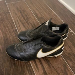 Mens soccer Nike cleats size 7